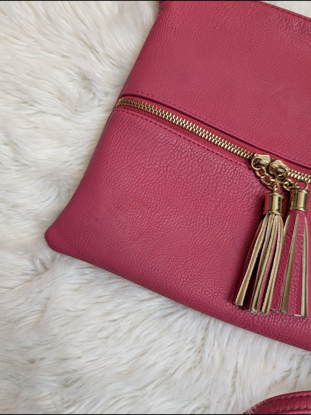 Bright Pink Tassel Crossbody Bag With Gold Hardware - Picture 5 of 9